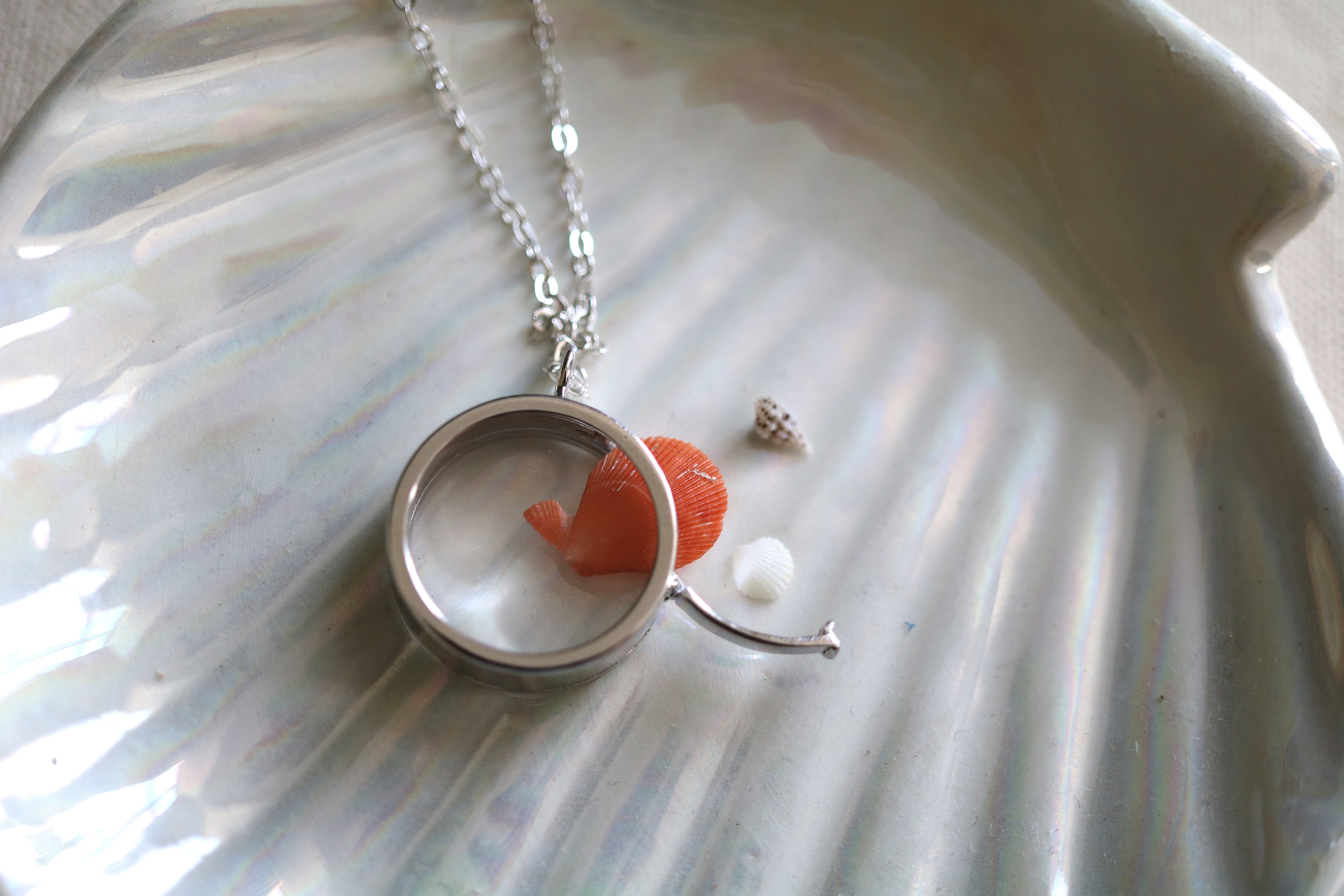 The Silver Locket | Sterling Silver