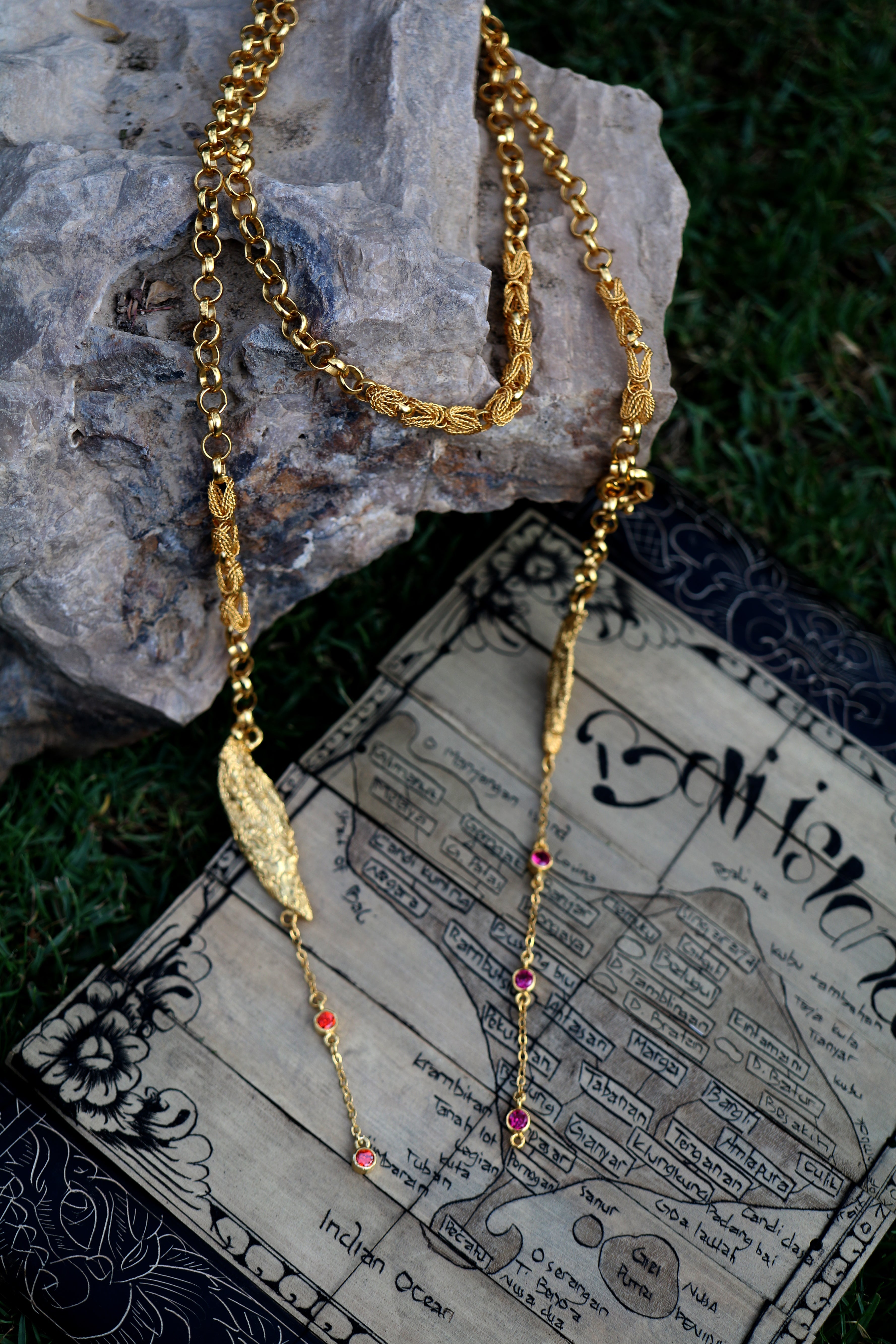 Melaya Necklace | Gold